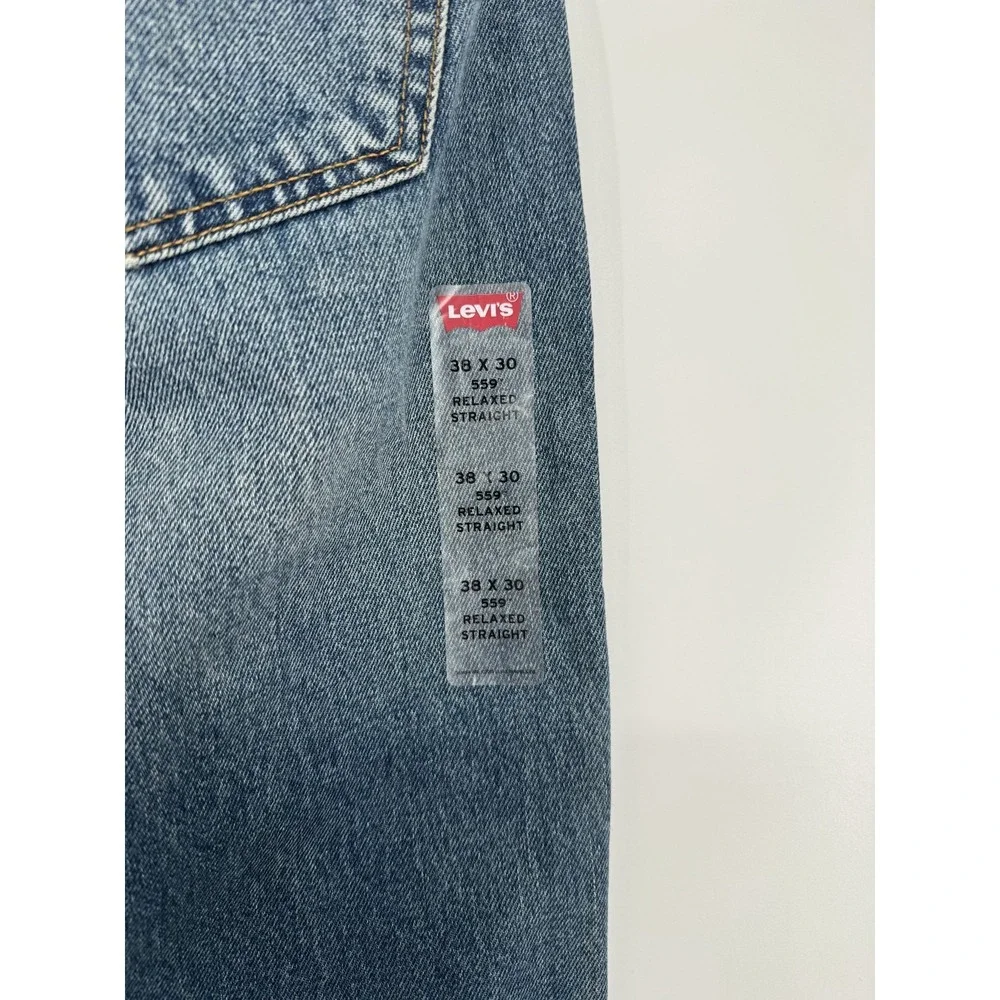 Levis levis 559